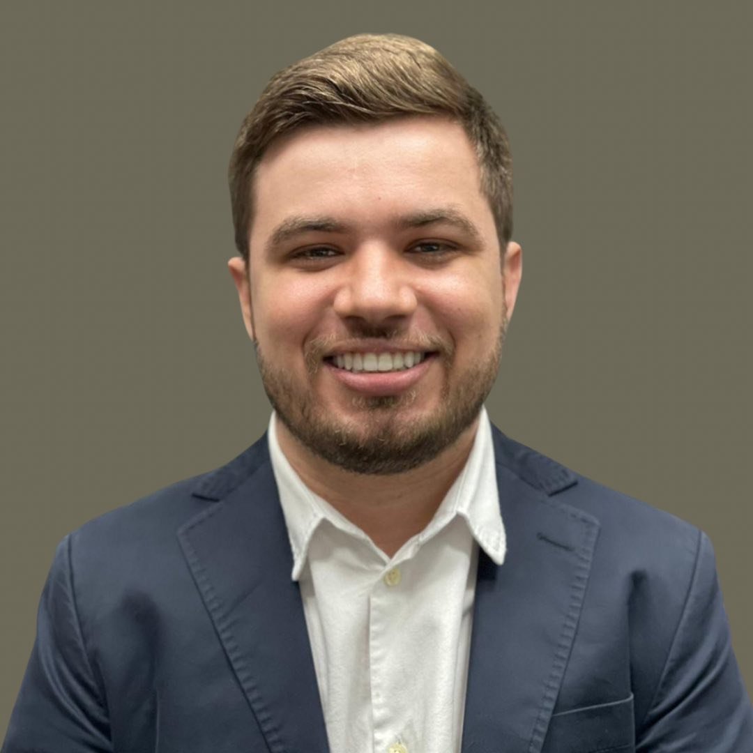 Prof. Esp. Caio Batista Cafola